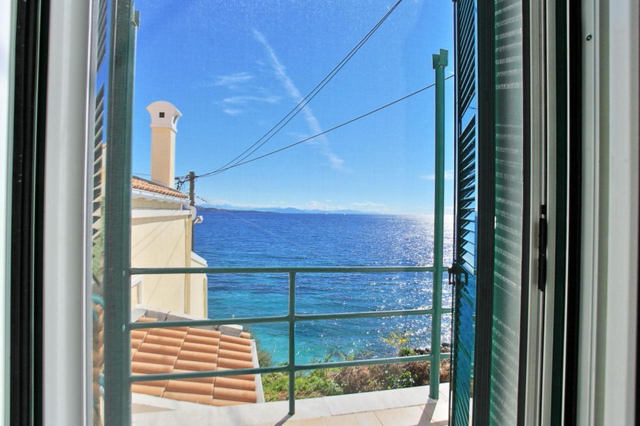 Sea Front Studio Alexandra Ниссаки Экстерьер фото